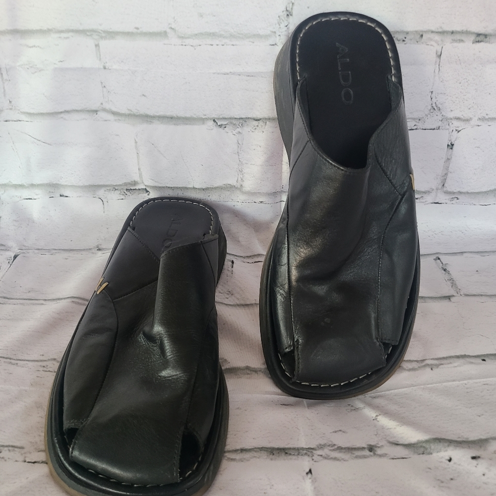 Aldo leather slip-on